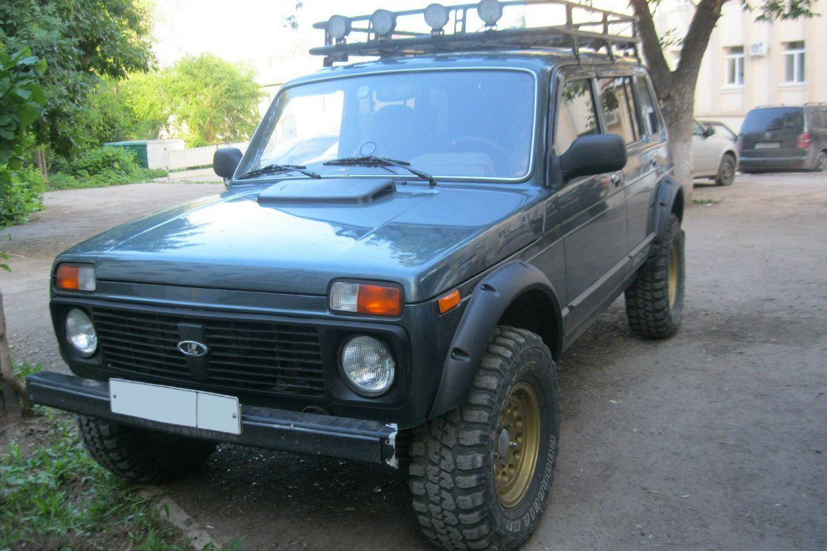 Расширители колёсных арок ВАЗ НИВА 2131 5D (передние 70 мм, задние 70 мм)