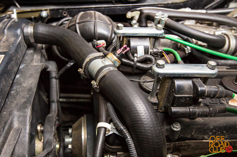 Кожух и вентилятор не смотрятся на УАЗе инородно. Это и было задумано при проектировании и изготовлении устройства. УАЗ 2206 2012, Электровентилятор РИФ