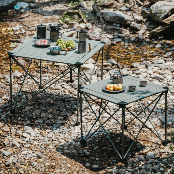 Стол туристический Naturehike Yamami L03 алюминиевый, 52,5х52,5х42 см, складной, титаниум
