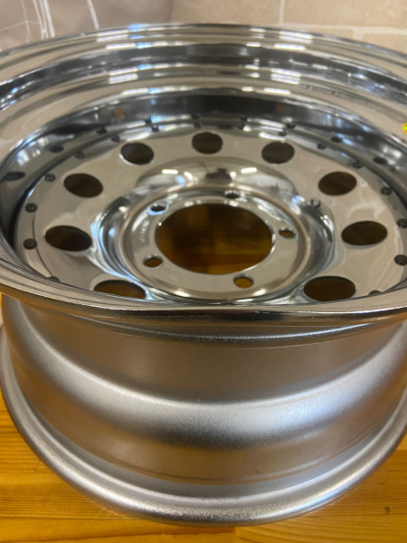 Диск усиленный УАЗ стальной хромированный 5x139,7 8xR16 d110 ET-19 (уценка)