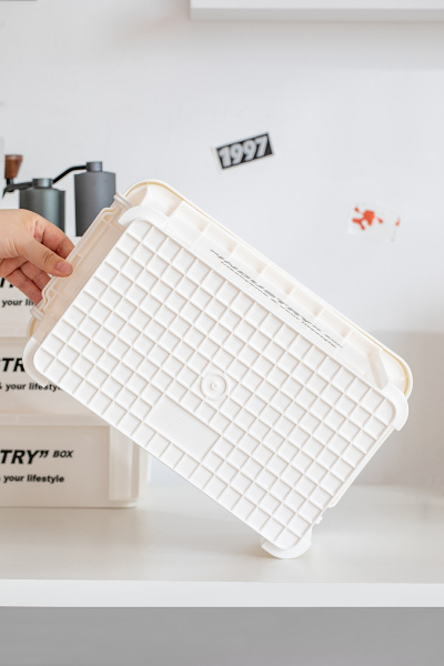 3 Контейнер IRIS для хранения, с крышкой, белый