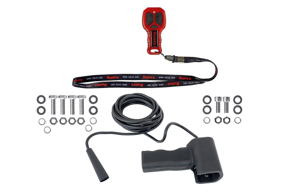 Лебёдка автомобильная электрическая 12V Runva EWB13500MAXSSR 6136 кг MAX влагозащищенная, синтетический трос