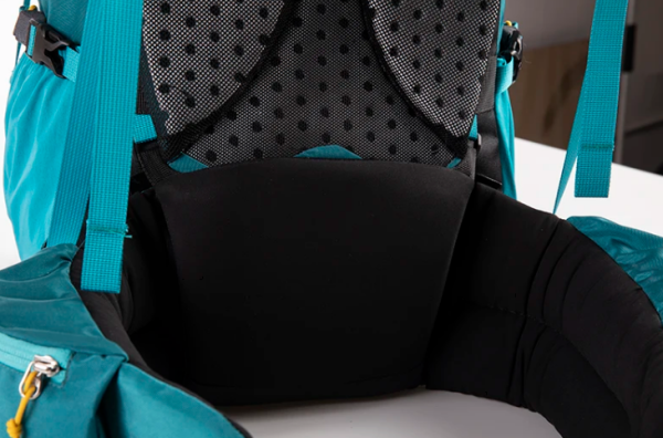 3 Рюкзак туристический Naturehike 45L, черный