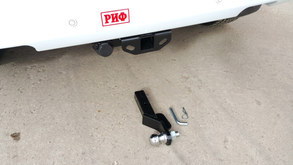 Фаркоп РИФ усиленный для УАЗ Патриот 2005+ под штатный бампер (без шара и переходника)