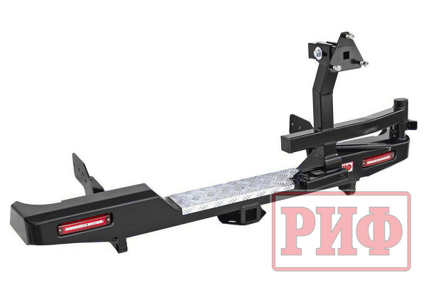 Бампер РИФ силовой задний Mitsubishi L200 2005-2015 (кузов 1350 мм) с квадр. под фаркоп, калиткой, фонарями, подсветкой номера