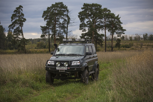 Бампер РИФ передний УАЗ Патриот с доп. фарами
