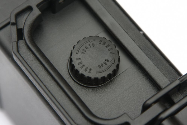 Кейс защитный ударопрочный РИФ 625х420х340 мм на колесах с телескопической ручкой