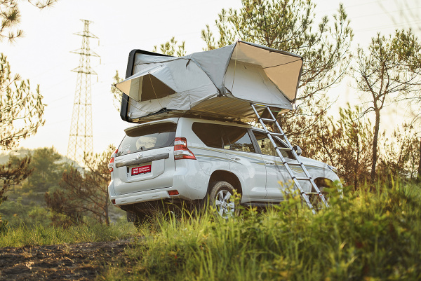 Палатка на крышу автомобиля РИФ Hard RT03-165W, корпус черный, тент серый