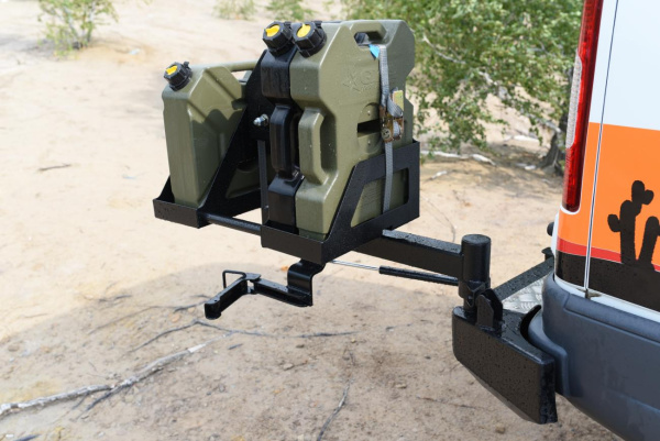 Бампер РИФ силовой задний для ГАЗ Соболь с квадратом под фаркоп, 2-мя калитками, фонарями, подсветкой номера стандарт