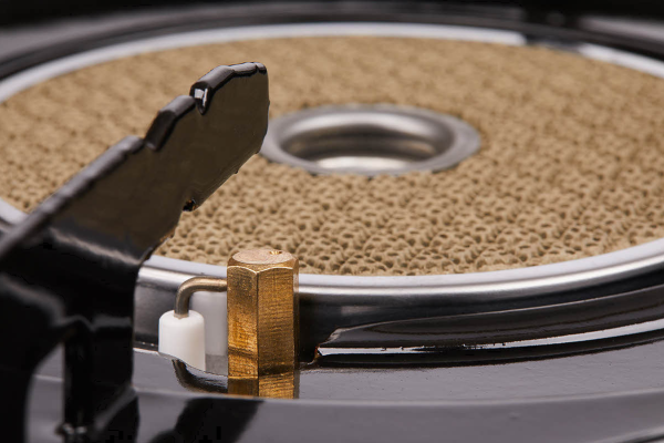 Плита газовая TOURIST KERAMIK GURU PLUS, портативная, керамическая, с переходником, в кейсе