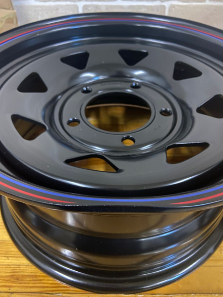 Диск усиленный для ВАЗ НИВА стальной черный 5x139,7 7xR15 d98,5 ET+25 (треугольник) уценённый