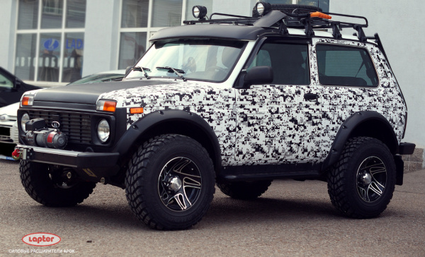 Расширители колёсных арок ВАЗ НИВА 2121 3D под нерезанные арки колёс