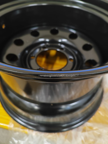 Диск усиленный стальной черный 6x139,7 10xR16 d110 ET-44