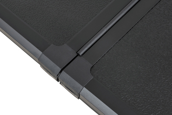 Крышка кузова РИФ для Toyota Hilux 2015+ трёхсекционная