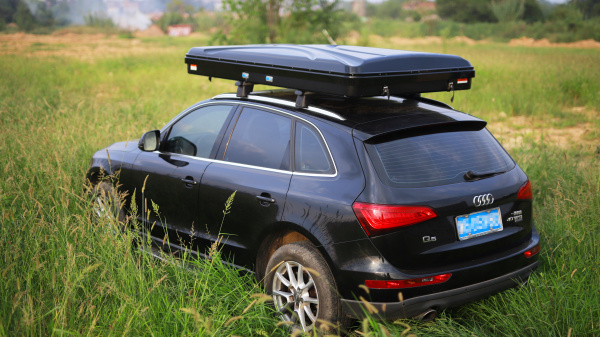 Палатка на крышу автомобиля РИФ Hard RT04-125W, корпус черный, тент серый 210х125х150