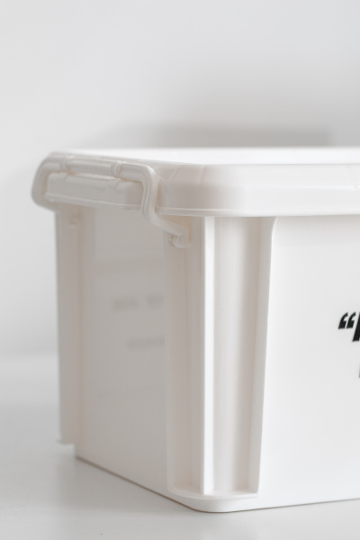 Контейнер IRIS для хранения, с крышкой, 20,5х34,5х16,5 см. белый