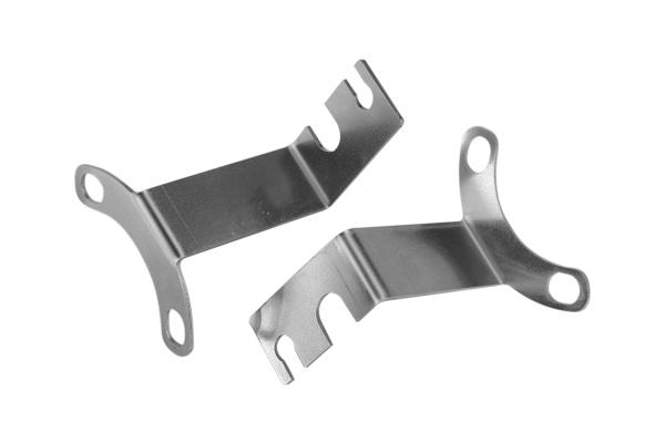 Кронштейны для передних тормозных трубок и проводов АБС на УАЗ Патриот под лифт 100 мм Кронштейны для передних тормозных трубок и проводов АБС на УАЗ Патриот под лифт 100 мм