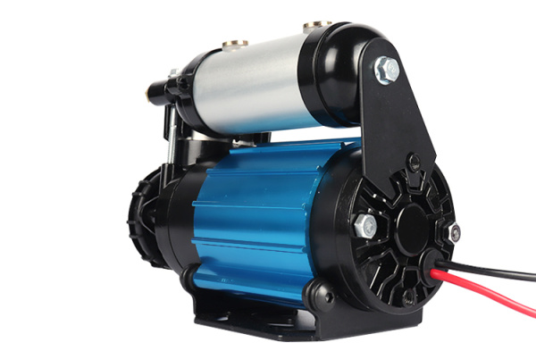 Компрессор автомобильный стационарный 12V YURUI 85 л/мин 10,2 атм