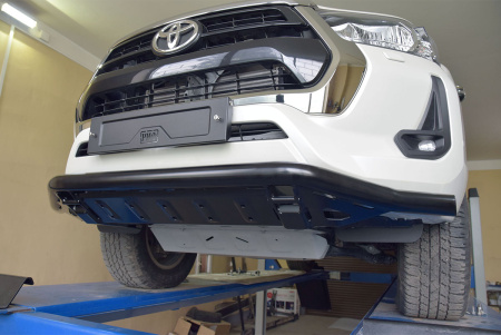 Бампер РИФ силовой передний Toyota Hilux 2020+