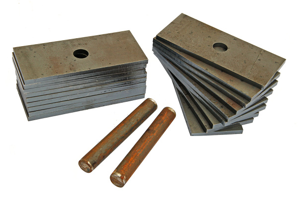 Проставка рессора-мост 130х56х6 мм для рессор 56-60 мм, диаметр отв. 16 мм