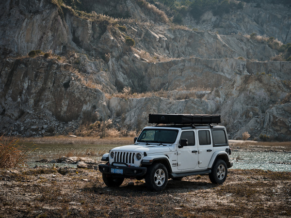 Палатка на крышу автомобиля Wild Land Voyager 160 Pro ECO