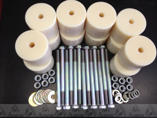 Бодилифт комплект 65 мм УАЗ Hunter капролон (d=70 мм) с крепежом (12 болтов М12x200)