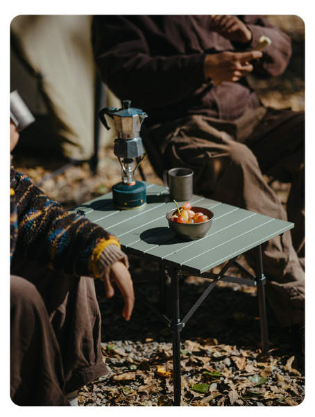 3 Стол туристический Naturehike Yamami Y01 складной,52х37,5х41 см, зеленый