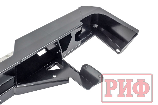 Бампер РИФ силовой задний Toyota Land Cruiser 78 2007+ с квадратом под фаркоп и фонарями