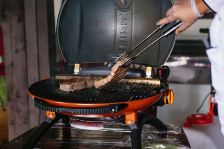 Гриль газовый O-GRILL 500MT красный, с термометром (в комплекте адаптер тип А)
