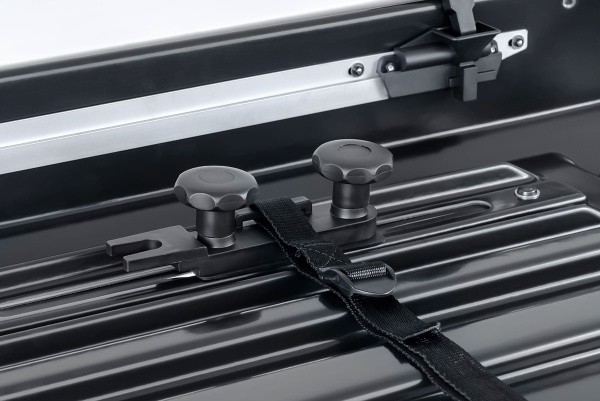 Бокс автомобильный на крышу Pentair PYTHON 360L белый глянец, двусторонний