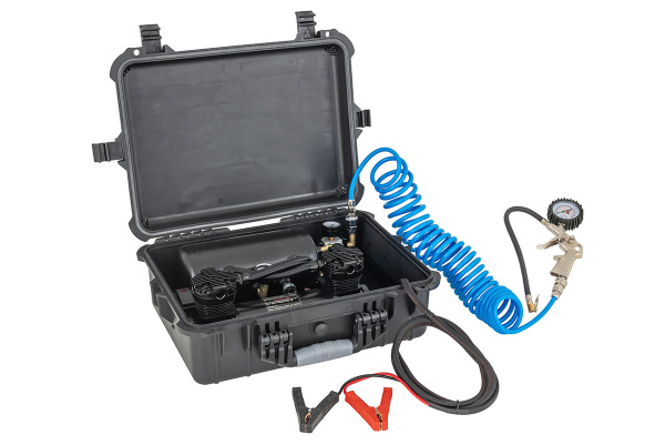 Компрессор автомобильный переносной 12V YURUI 118,9 л/мин 13,6 атм Компрессор автомобильный переносной 12V YURUI 118,9 л/мин 13,6 атм