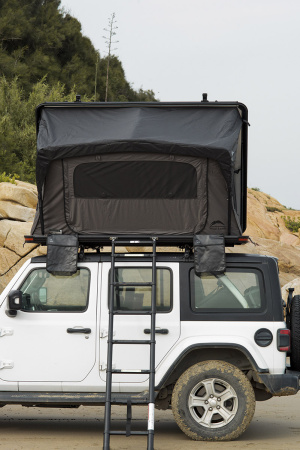 Палатка на крышу автомобиля Wild Land Desert Cruiser 120 Pro с лестницей