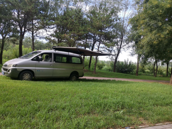 4 Маркиза автомобильная РИФ веерная, безопорная 2,3х2 м (левая), серая