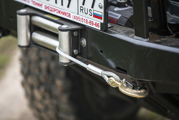 Бампер РИФ передний УАЗ Hunter универсальный с кенгурином