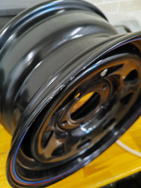 Диск усиленный ВАЗ НИВА стальной черный 5x139,7 7xR16 d98,5 ET+25 (треугольник мелкий) (уценка)