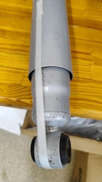 Амортизатор усиленный РИФ задний газовый Nissan Patrol Y60/Y61, Toyota Land Cruiser 71, 76, 78 , 79 2007+ лифт 50 мм (уценка)