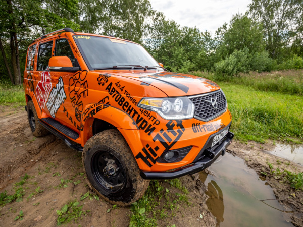 Бампер РИФ силовой передний УАЗ Патриот 2015+ с квадратом под фаркоп и защитой рулевых тяг стандарт